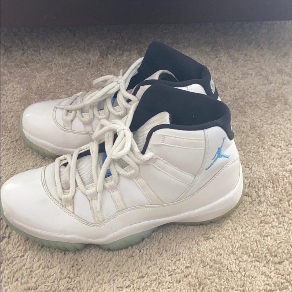 Jordan 11 - Picture 4 of 4